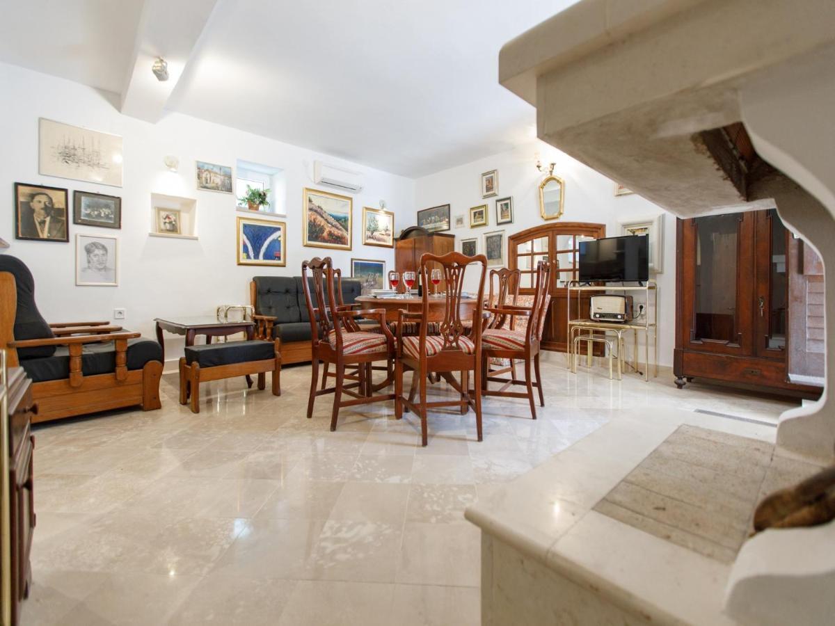 Villa Balarin Bol Buitenkant foto